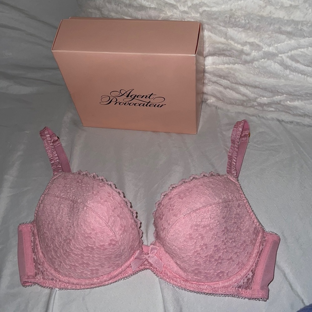 Agent provocateur pink bra